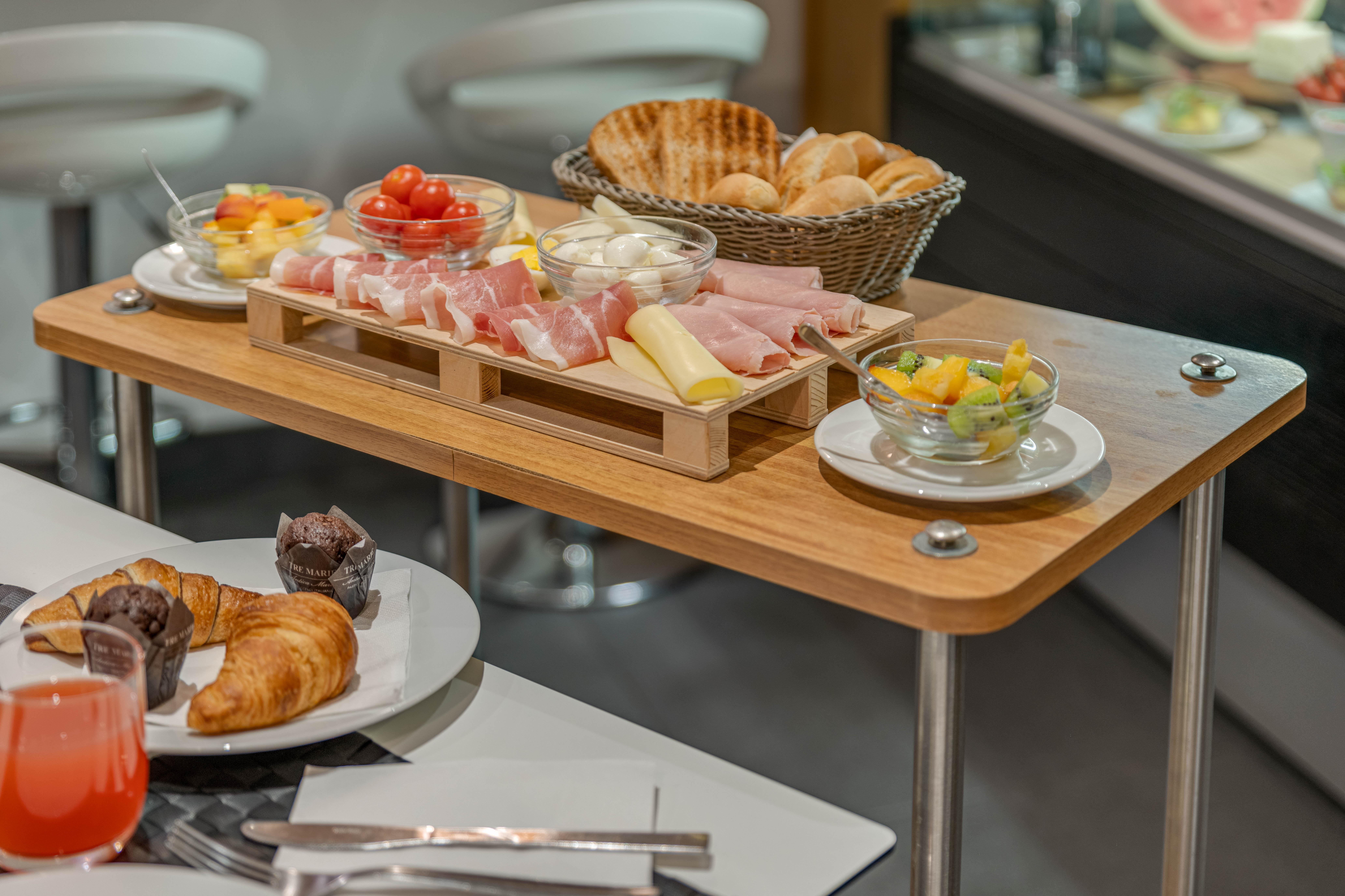 Trevi Palace Hotel Рим Екстер'єр фото