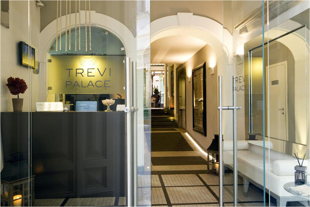 Trevi Palace Hotel Рим Екстер'єр фото